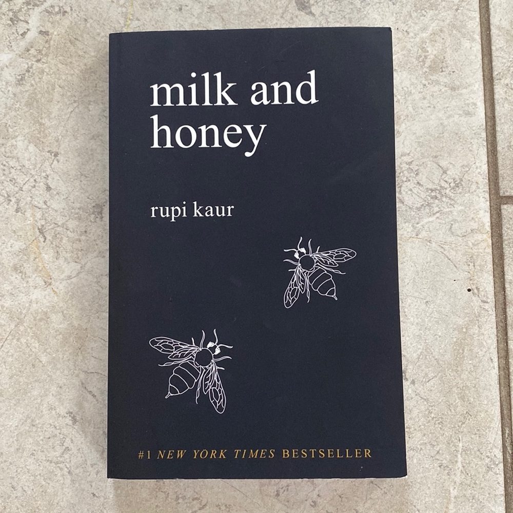 Milk And Honey Paperback Rupi Kaur